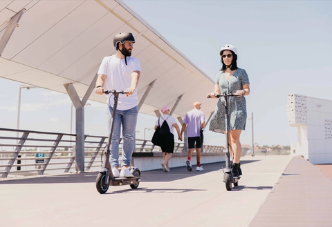 Why Gifting an E-scooter to Your Spouse Can be a Great Decision