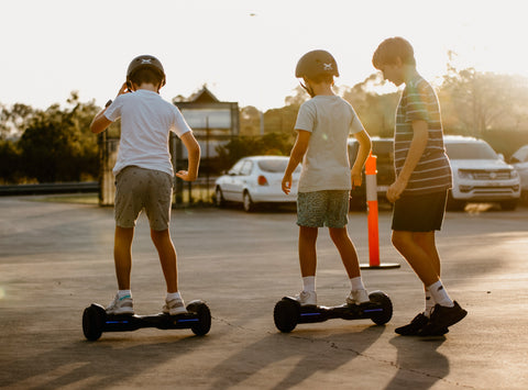 4 Safety Tips and Precautions While Riding a Hoverboard