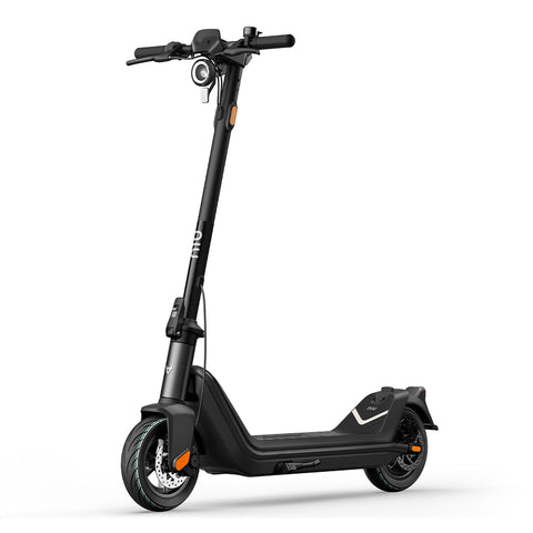 NIU KQI3 PRO ULTRA BLACK FRONT SIDE - SCOOTER HUT