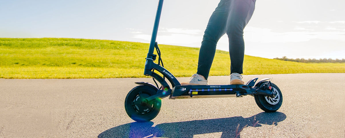 Scooter Hut | Kaabo MANTIS 10 PLUS V2 Electric Scooter