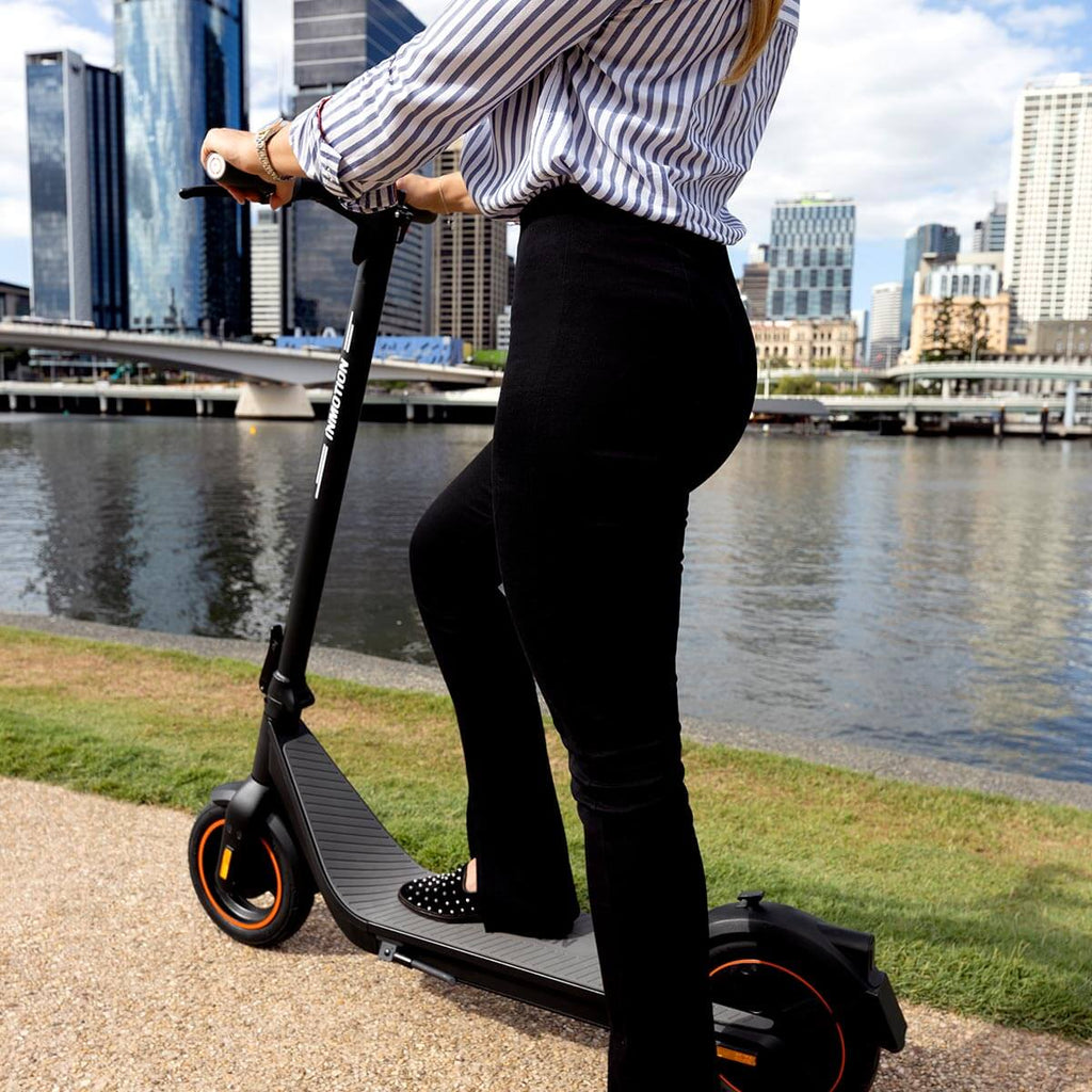 InMotion AIR Pro Electric Scooter - The Best Entry Level Entry Commuter ...